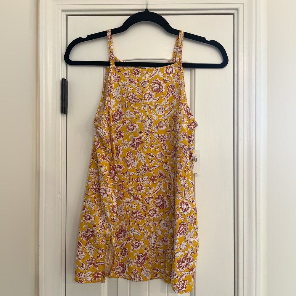 NWT Old Navy Floral Printed Square Neck
Cami Tank Top